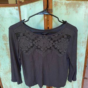 American Eagle 3/4 sleeve grey crop top size M